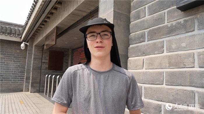 圖為德國(guó)籍游客埃里克·西伯特。人民網(wǎng)記者 吳超嵐攝