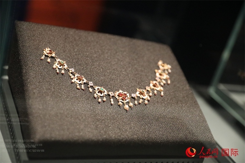 展覽“傳奇之旅：馬可·波羅與絲綢之路上的世界”展品。人民網(wǎng) 殷韜攝