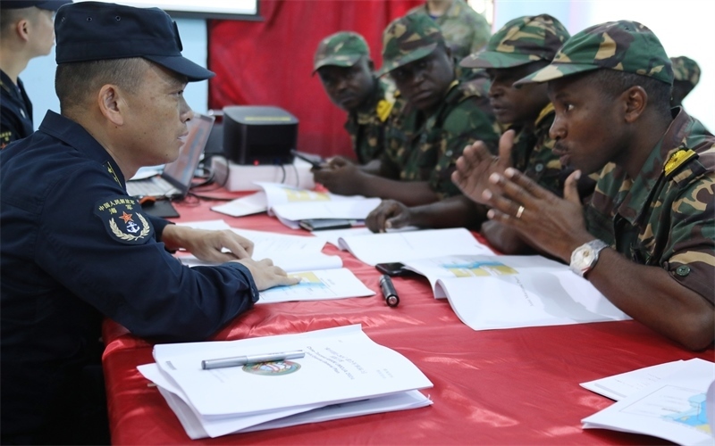 聯(lián)合導演部磋商。崔曉洋攝