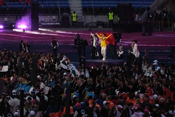 中國(guó)選手登上最高領(lǐng)獎(jiǎng)臺(tái)。人民網(wǎng)記者 于超凡攝