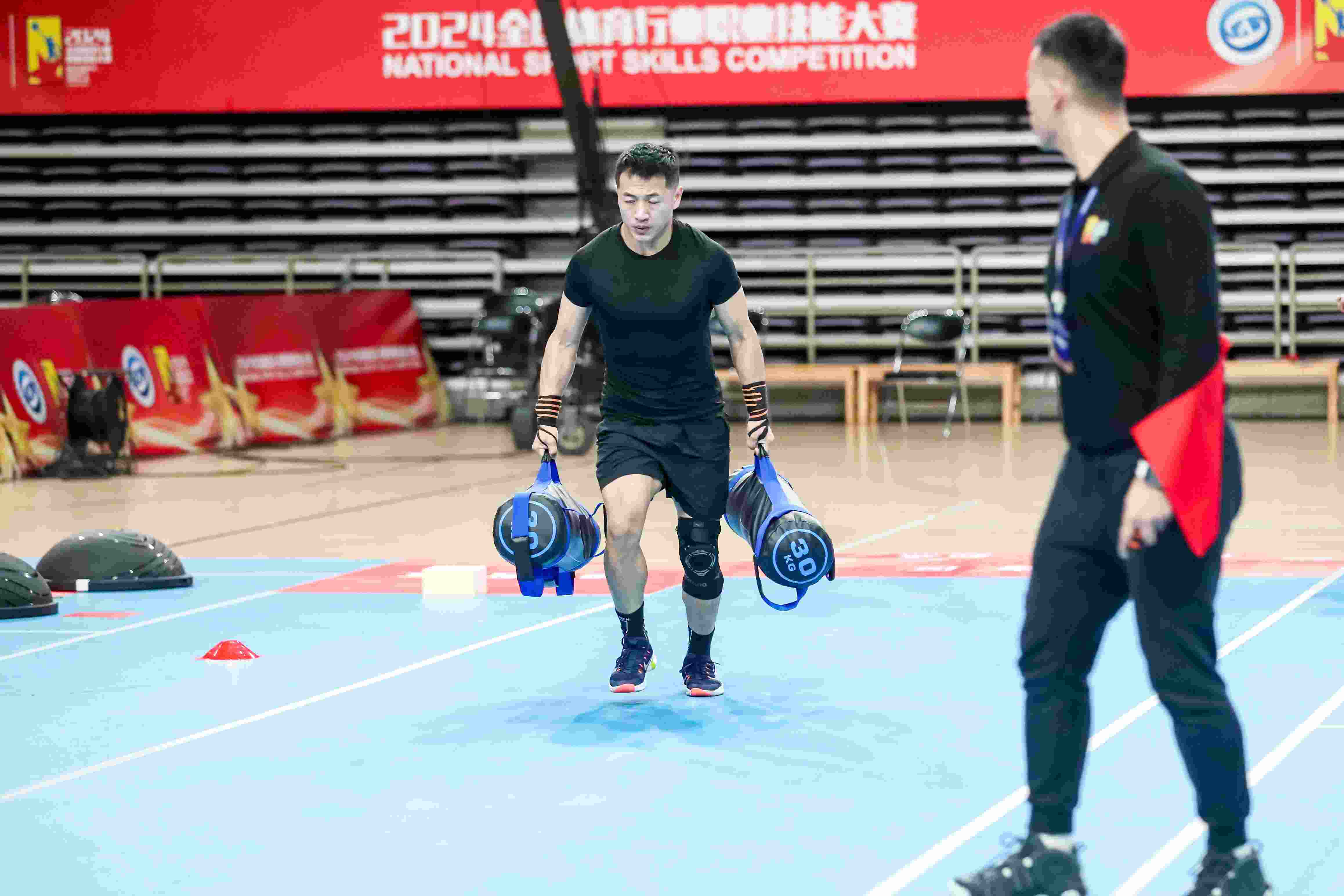 參賽選手在比賽中。 賽事主辦方供圖