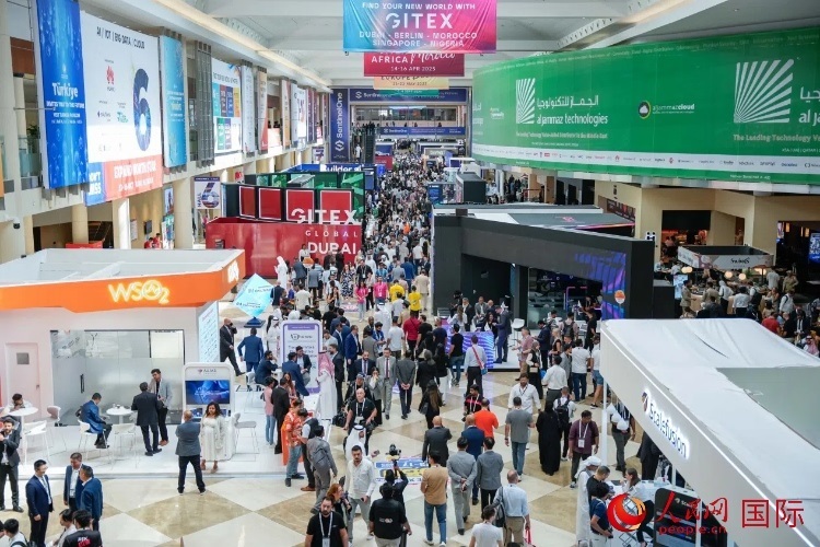 迪拜世界貿(mào)易中心場館內(nèi)一角。人民網(wǎng) 塔里克·易卜拉欣攝