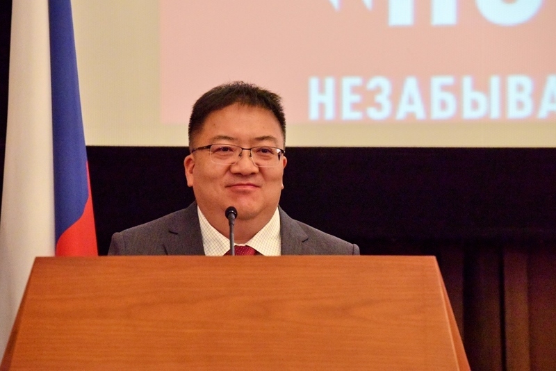 新華出版社社長(zhǎng)匡樂成致辭。 主辦方供圖