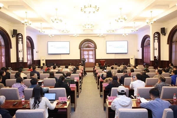 “杰出少年示范數(shù)學班”開班儀式現(xiàn)場。校方供圖