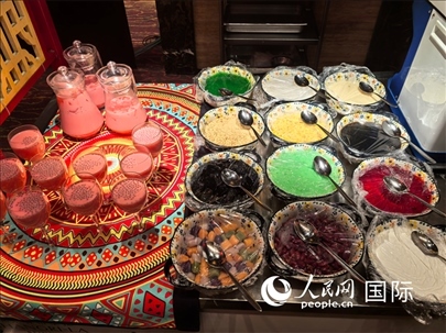 馬來西亞美食節(jié)現(xiàn)場準備的美食。人民網(wǎng) 楊春燕攝