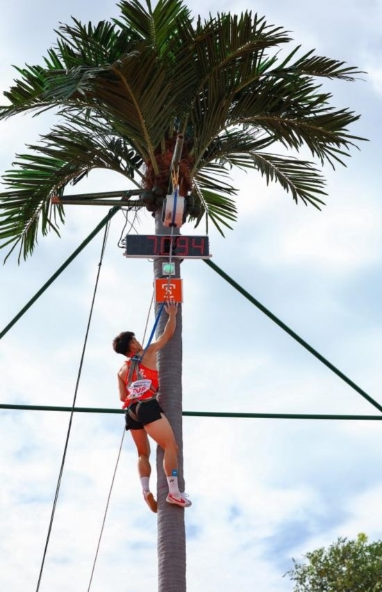 11月23日，廣東隊選手黃新鴻在比賽中。新華社記者 楊植森 攝