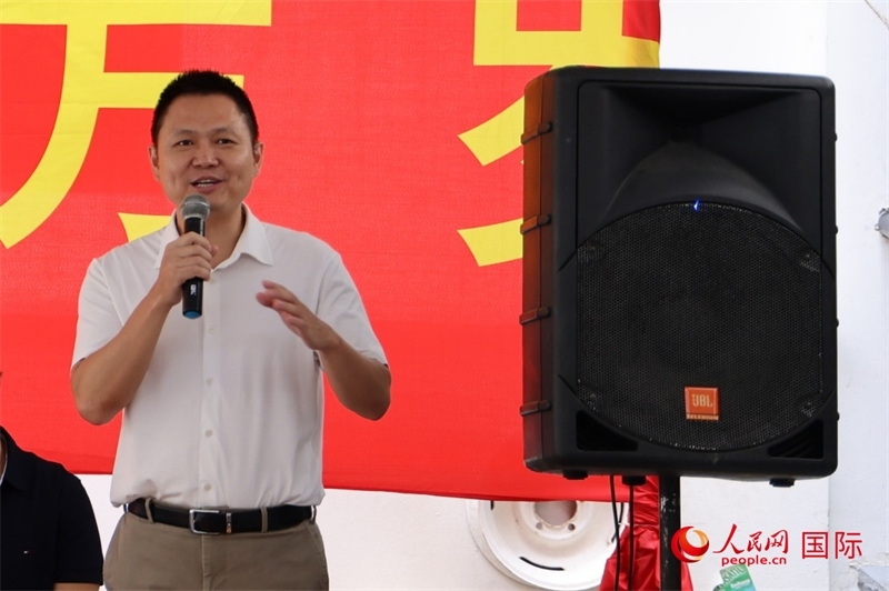 中國駐里約總領館副總領事王尉育在捐贈活動上致辭。人民網記者 陳海琪攝