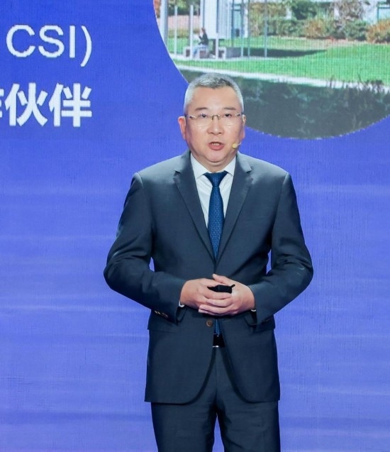 12月6日，法國達索系統(tǒng)公司全球執(zhí)行副總裁許善淞在深圳全球招商大會上。新華社發(fā)