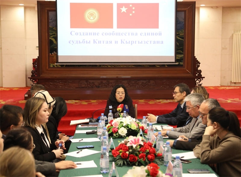 活動(dòng)現(xiàn)場(chǎng)。中國(guó)駐吉爾吉斯斯坦使館供圖