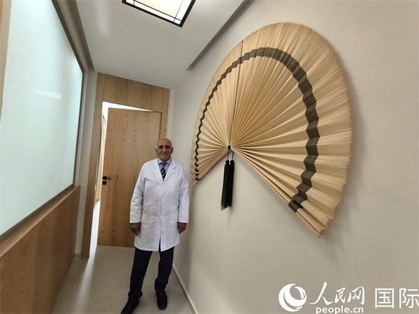 哈利勒的診所內(nèi)。人民網(wǎng)記者 黃培昭攝