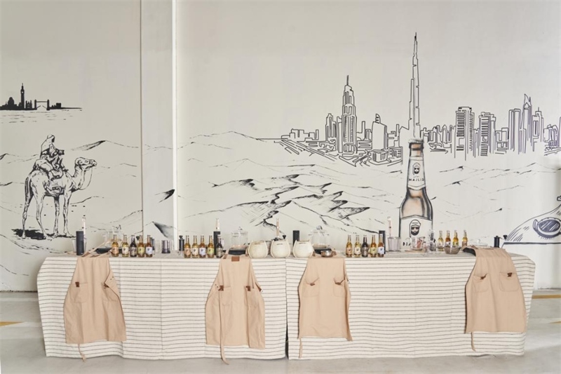 工廠內(nèi)設(shè)有互動區(qū)，參觀訪客可以親手制作麥芽飲料，受訪對象供圖