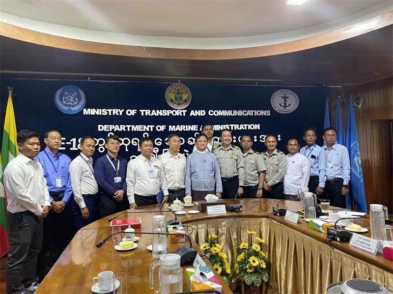 緬甸第18屆國(guó)家級(jí)港口設(shè)施安全聯(lián)合演習(xí)頒獎(jiǎng)儀式現(xiàn)場(chǎng)。中緬油氣管道公司供圖