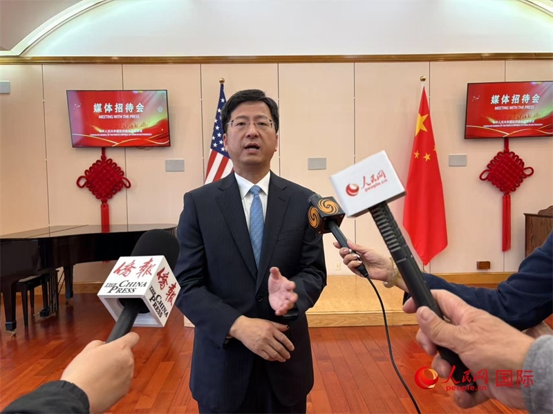 張建敏接受人民網(wǎng)等媒體記者采訪。人民網(wǎng) 鄧圩攝