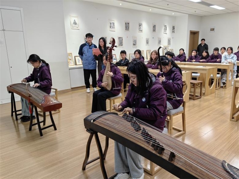 匡園學(xué)生民樂(lè)合奏。