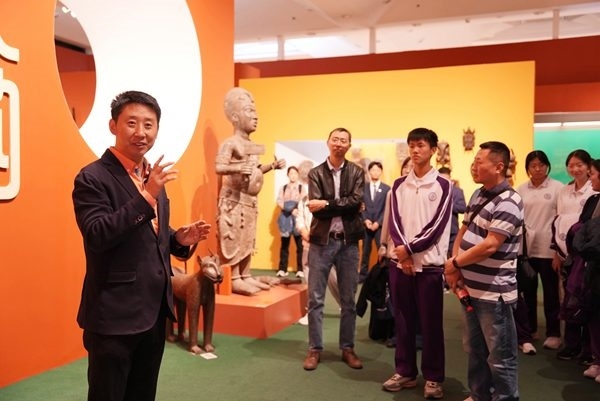 清華附中永豐學(xué)校家校共育活動(dòng)舉行。校方供圖