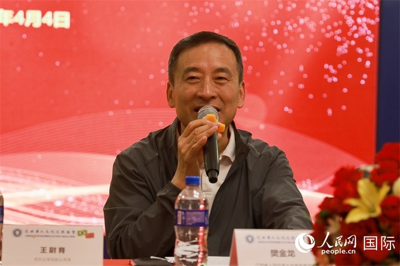 江蘇省人大常務委員會常務副主任樊金龍在座談會上致辭。人民網記者 陳海琪攝