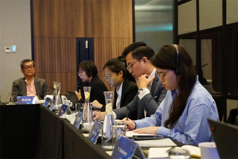 分享會現(xiàn)場，中馬兩國記者認(rèn)真記錄。林俊揚攝