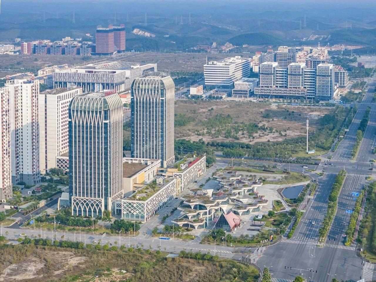 2023年11月，廣西欽州，航拍中國—馬來西亞欽州產(chǎn)業(yè)園區(qū)。