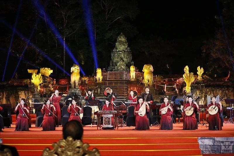 2024年1月13日，在柬埔寨暹粒舉行的“中柬人文交流年”啟動(dòng)儀式。