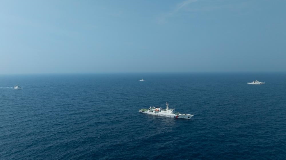 4月22日，中越海警艦艇編隊在北部灣海域開展聯(lián)合巡邏。（中國海警供圖）