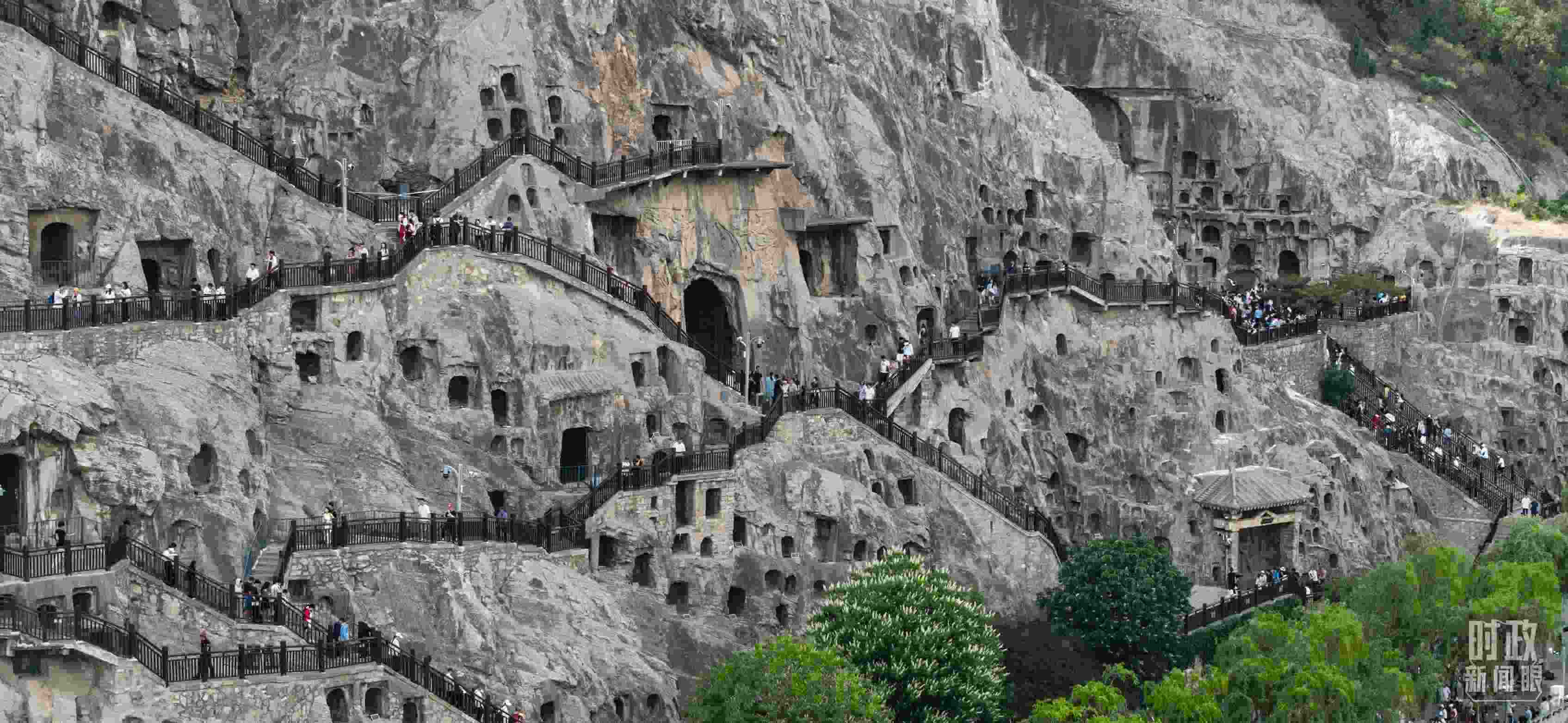 △龍門石窟。（總臺國廣記者李晉拍攝）