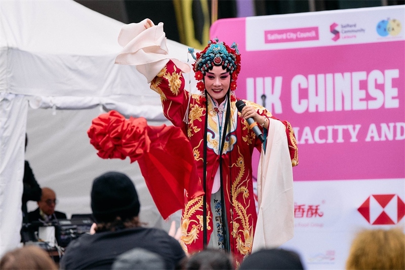 演員蔡衛(wèi)莉的秦腔表演贏得陣陣好評(píng)。 楊浩鵬攝